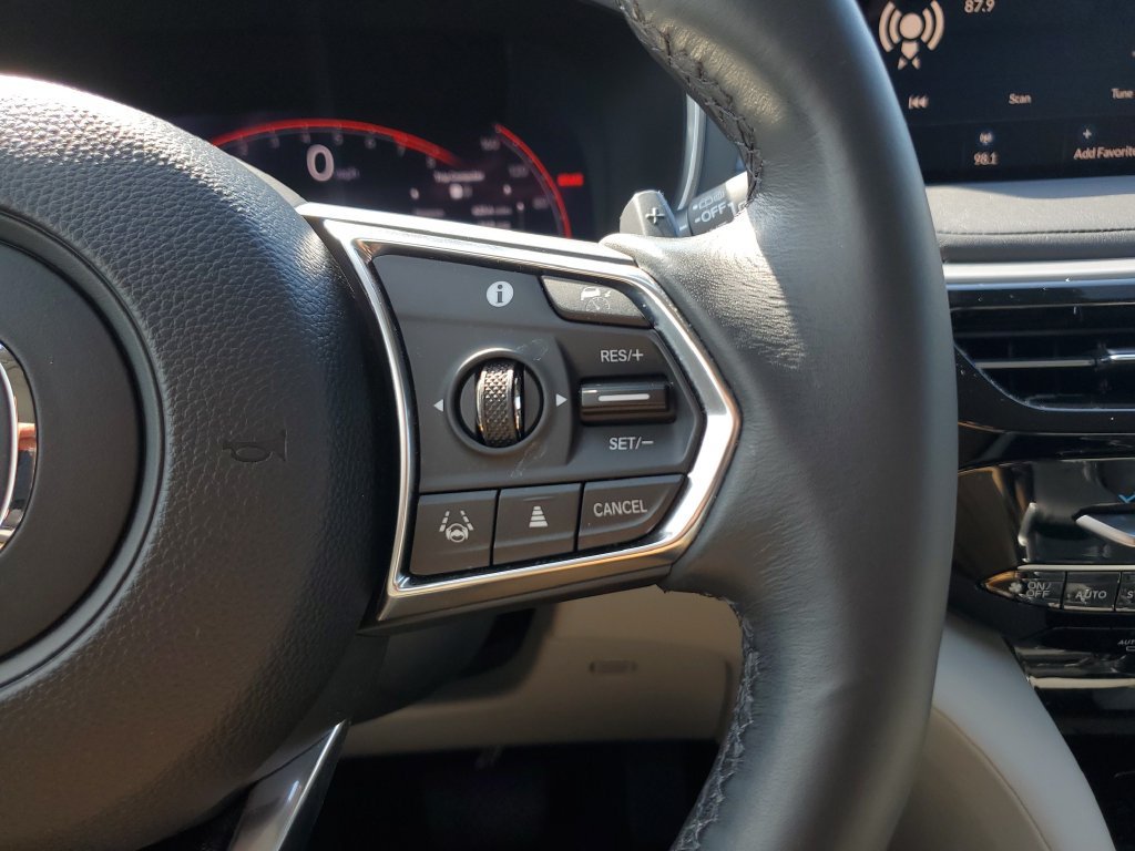 Certified 2024 Acura MDX w/ Technology Package FWD image 23