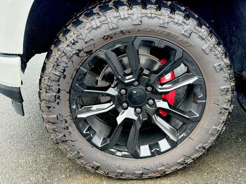 Used 2020 Chevrolet Silverado 1500 RST AWD/4WD image 8