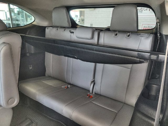 Used 2024 Toyota Highlander Platinum AWD/4WD image 24