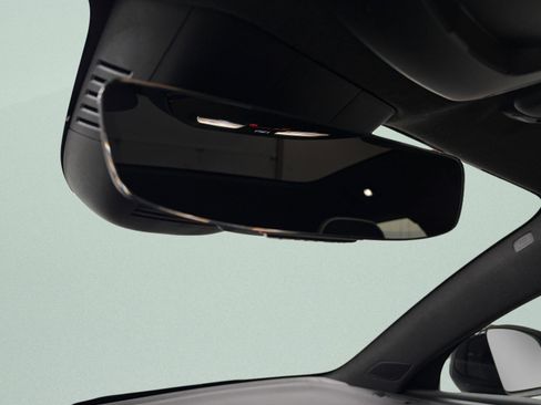 Used 2023 Volvo C40 P8 Recharge Ultimate image 25