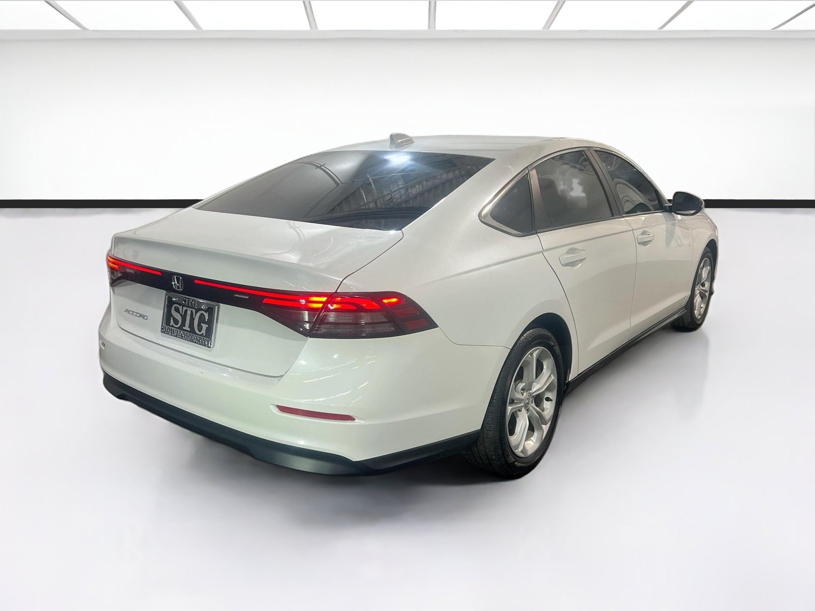Used 2024 Honda Accord LX image 4