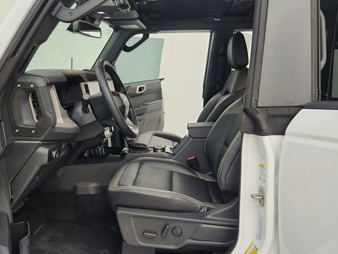 Used 2026 Ford Bronco Outer Banks AWD/4WD image 19
