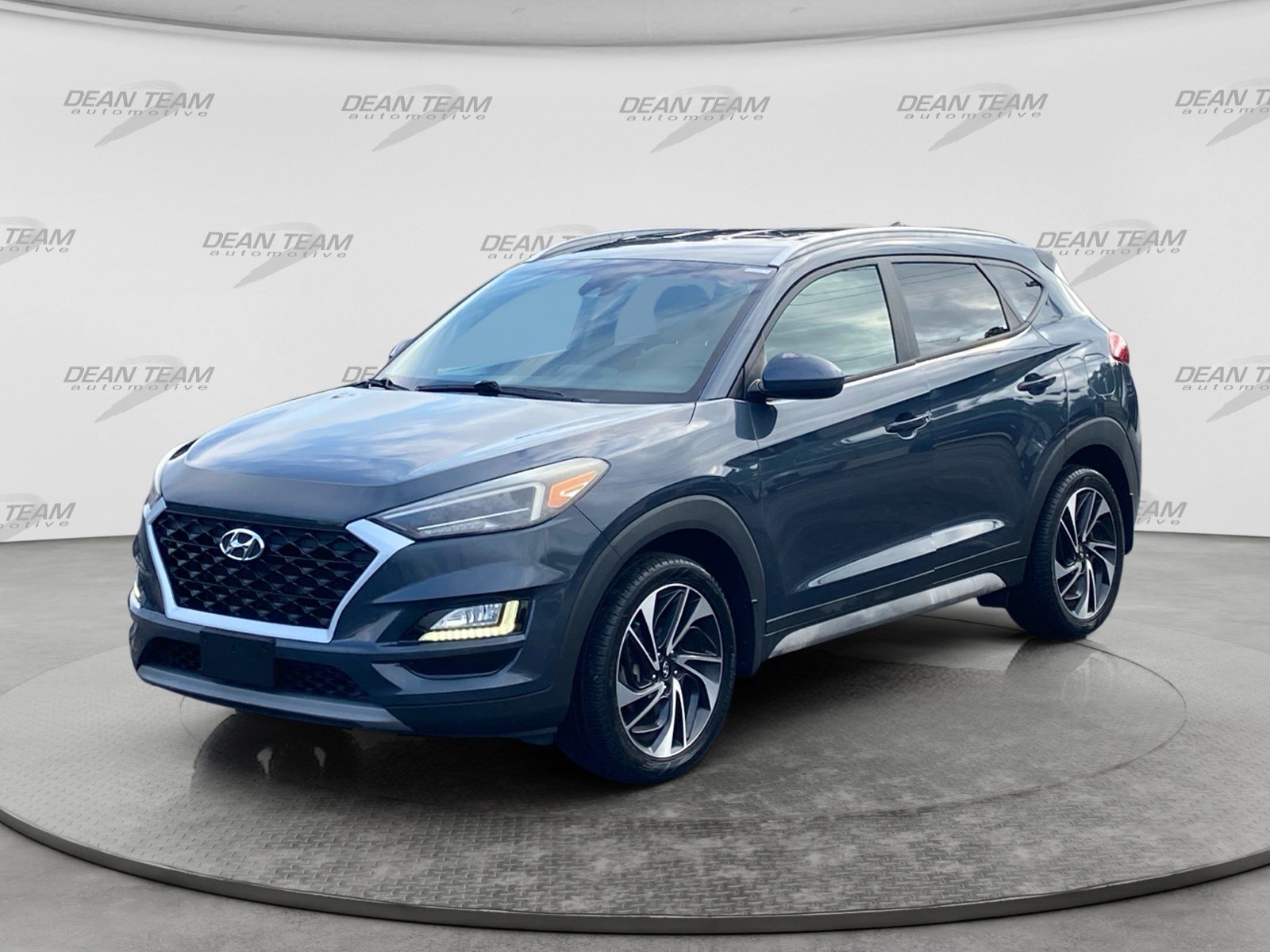 Used 2020 Hyundai Tucson Sport FWD image 3