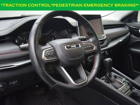 Used 2022 Jeep Compass Trailhawk w/ Trailhawk Convenience Group AWD/4WD image 15