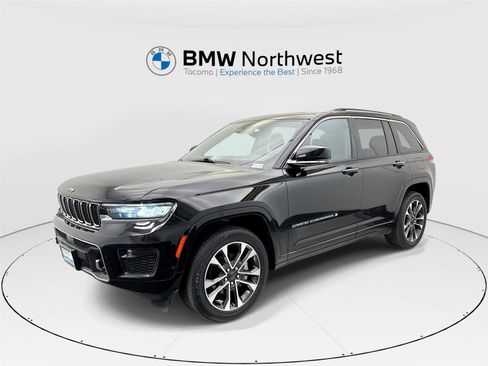 Used 2022 Jeep Grand Cherokee Overland AWD/4WD image 1