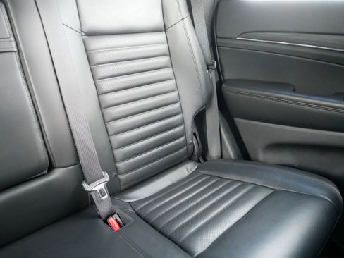 Used 2019 Jeep Grand Cherokee Limited X AWD/4WD image 14