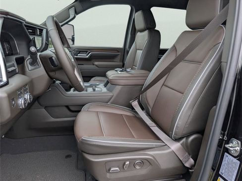 New 2026 GMC Sierra 2500 Denali w/ Denali Reserve Package image 11