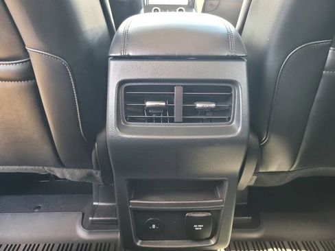 Certified 2024 Ford Edge SEL w/ Convenience Package AWD/4WD image 15