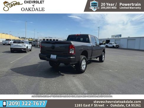 Used 2024 RAM 2500 Big Horn w/ Night Edition AWD/4WD image 11