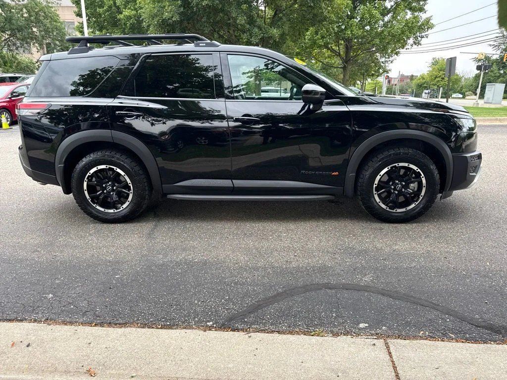 Used 2025 Nissan Pathfinder Rock Creek AWD/4WD image 7
