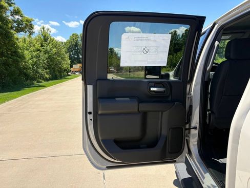 New 2026 Chevrolet Silverado 2500 Custom w/ Custom Value Package AWD/4WD image 38