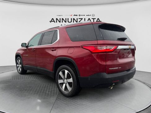 Used 2018 Chevrolet Traverse LT w/ LPO, Floor Liner Package AWD/4WD image 3