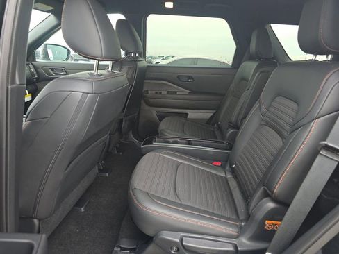 Certified 2025 Nissan Pathfinder Rock Creek AWD/4WD image 11