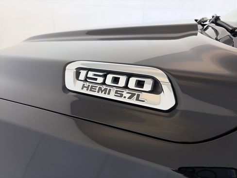 Used 2020 RAM 1500 Big Horn AWD/4WD image 19