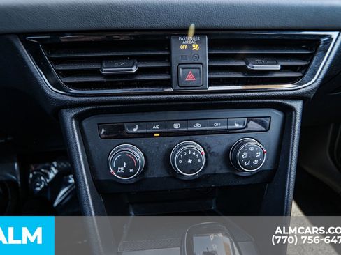 Used 2022 Volkswagen Taos SE image 43