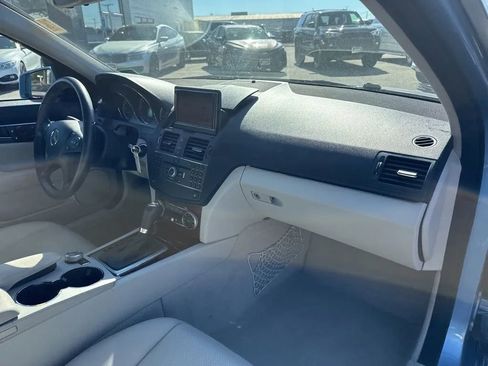 Used 2010 Mercedes-Benz C 300 C 300 Sport Sedan 4D image 21
