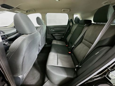 Used 2025 Nissan Rogue SV AWD/4WD image 26