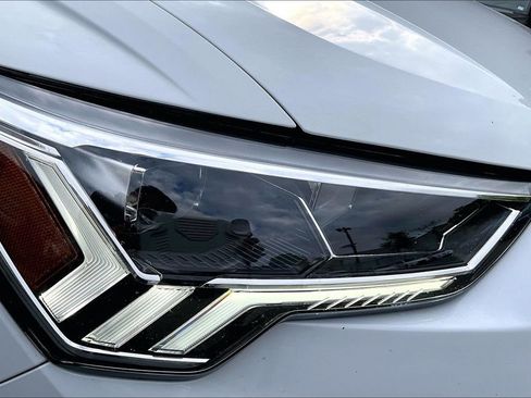 Used 2021 Audi Q3 2.0T Premium Plus w/ Premium Plus Package AWD/4WD image 31