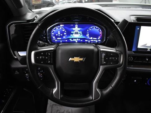Used 2024 Chevrolet Silverado 2500 LT image 48