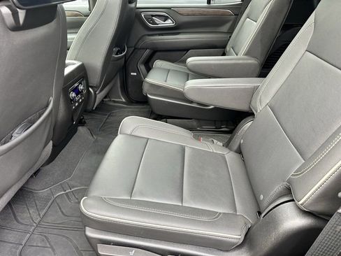 Used 2024 Chevrolet Tahoe Premier w/ Advanced Technology Package image 7