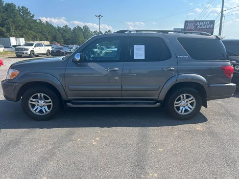 Used 2007 Toyota Sequoia Limited image 21