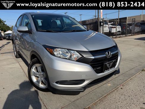 Used 2016 Honda HR-V LX image 1