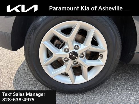 Certified 2024 Kia Soul LX w/ Option Group 015 FWD image 30