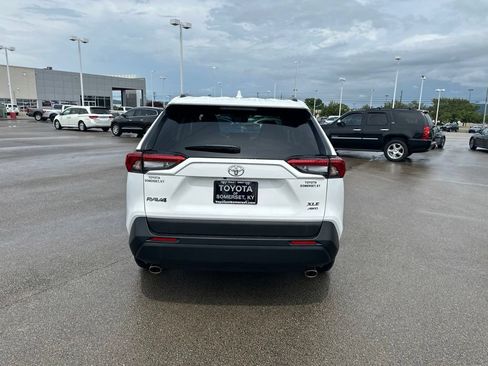 Certified 2021 Toyota RAV4 XLE w/ Convenience Package AWD/4WD image 7