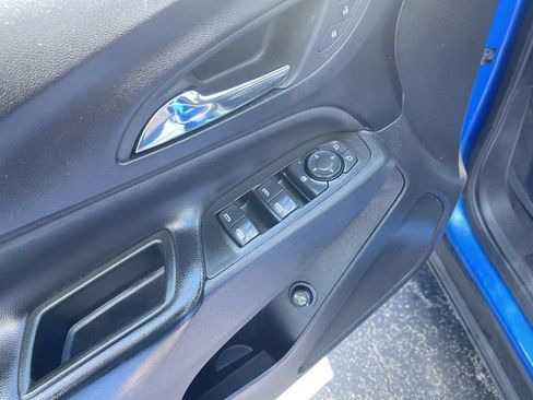 Used 2024 Chevrolet Equinox LT w/ LPO, Floor Liner Package FWD image 22
