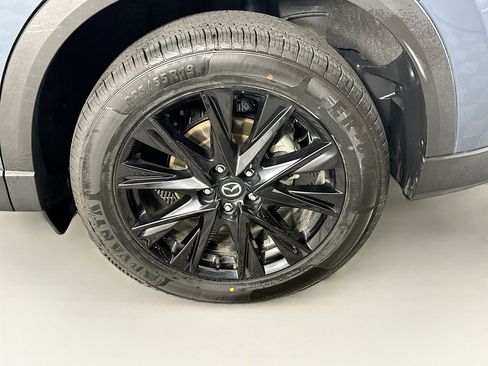 Used 2025 MAZDA CX-5 Carbon Edition image 11