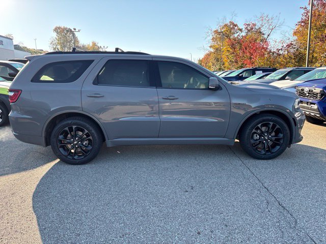 Used 2022 Dodge Durango R/T w/ Hemi Orange Plus Package AWD/4WD image 6