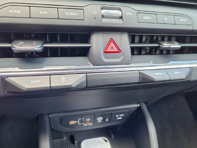 New 2026 Kia K4 EX FWD image 22