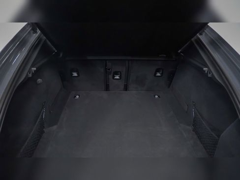 Certified 2025 Porsche Panamera 4 image 13