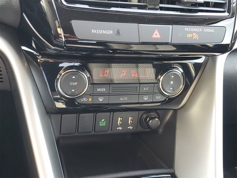 New 2026 Mitsubishi Eclipse Cross LE image 17