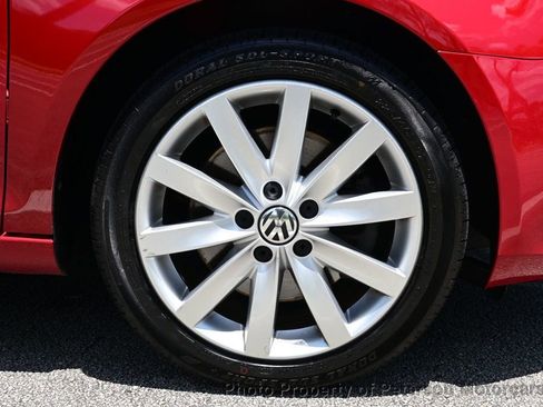 Used 2011 Volkswagen Jetta TDI image 12