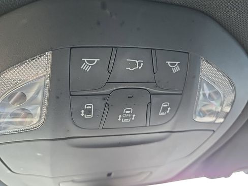 Used 2020 Chrysler Pacifica Limited w/ Advanced Safetytec Group image 73