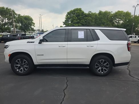 Used 2024 Chevrolet Tahoe Z71 w/ Luxury Package AWD/4WD image 12
