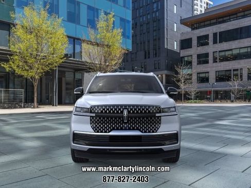 New 2026 Lincoln Navigator Premiere AWD/4WD image 6