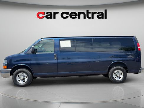 Used 2015 Chevrolet Express 3500 LT w/ LT Preferred Equipment Group RWD image 2