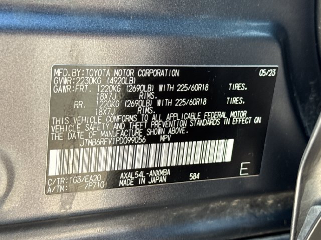 Used 2023 Toyota RAV4 XLE Premium AWD/4WD image 17