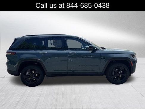New 2026 Jeep Grand Cherokee Limited w/ Limited Altitude Package RWD image 4
