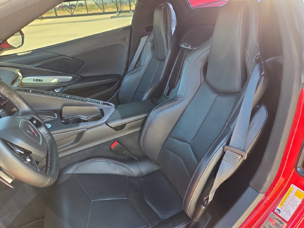 Used 2022 Chevrolet Corvette Stingray Convertible w/ Battery Protection Package RWD image 16