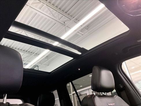 Used 2022 Jeep Grand Cherokee Trailhawk AWD/4WD image 22