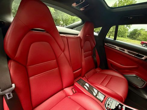 Used 2022 Porsche Panamera GTS w/ Premium Package AWD/4WD image 36