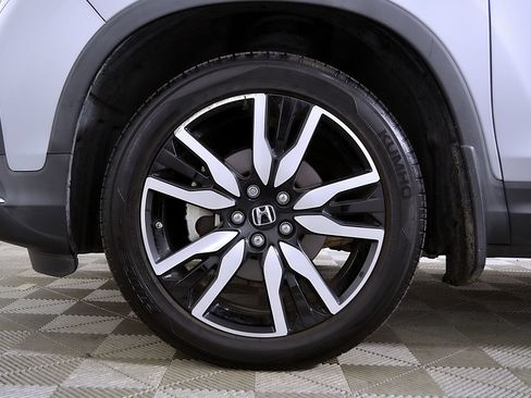 Used 2022 Honda Pilot Touring image 12