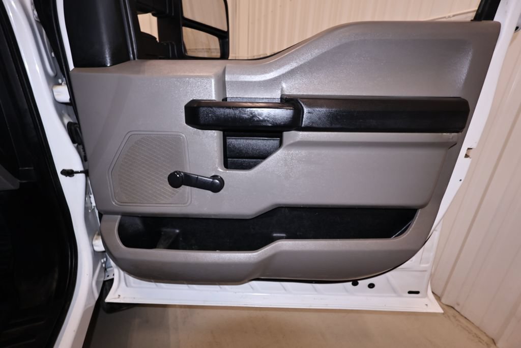 Used 2018 Ford F450 4x4 Crew Cab Super Duty image 16