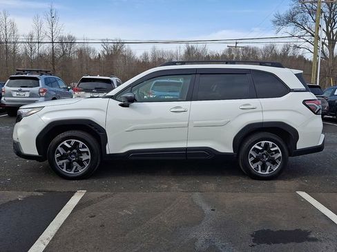 Used 2026 Subaru Forester Premium image 4