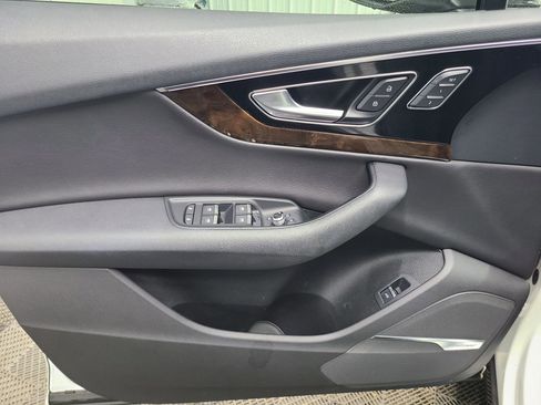 Used 2018 Audi Q7 3.0T Premium Plus w/ Premium Plus Package image 22