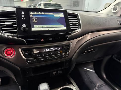 Used 2020 Honda Pilot EX image 25