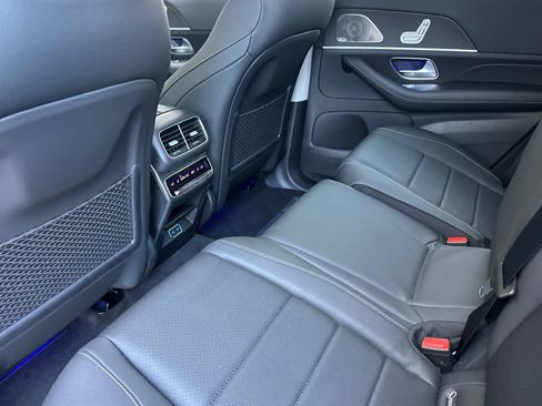 New 2026 Mercedes-Benz GLS 450 4MATIC image 11